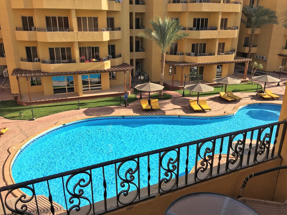 Pool View Apartments At British Resort - Unit 13 Hurghada Buitenkant foto